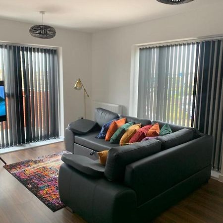 Lakeside 2 Bed Luxury Apartment No Parties No Events Early Check-In Late Check- Out Allowed West Thurrock Eksteriør bilde