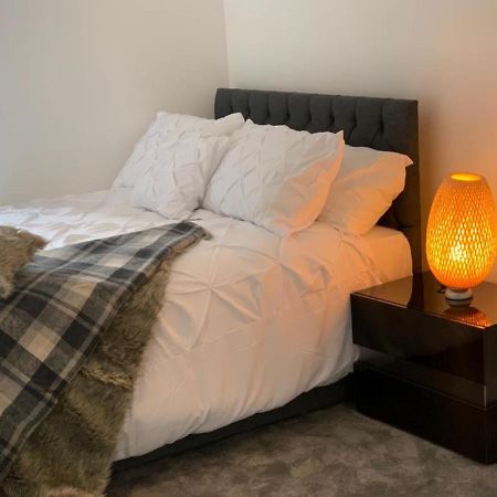Lakeside 2 Bed Luxury Apartment No Parties No Events Early Check-In Late Check- Out Allowed West Thurrock Eksteriør bilde