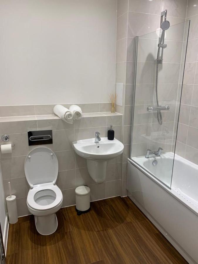 Lakeside 2 Bed Luxury Apartment No Parties No Events Early Check-In Late Check- Out Allowed West Thurrock Eksteriør bilde