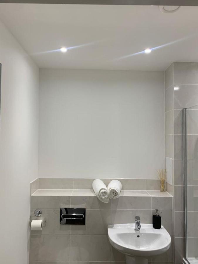 Lakeside 2 Bed Luxury Apartment No Parties No Events Early Check-In Late Check- Out Allowed West Thurrock Eksteriør bilde
