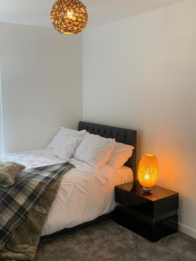 Lakeside 2 Bed Luxury Apartment No Parties No Events Early Check-In Late Check- Out Allowed West Thurrock Eksteriør bilde
