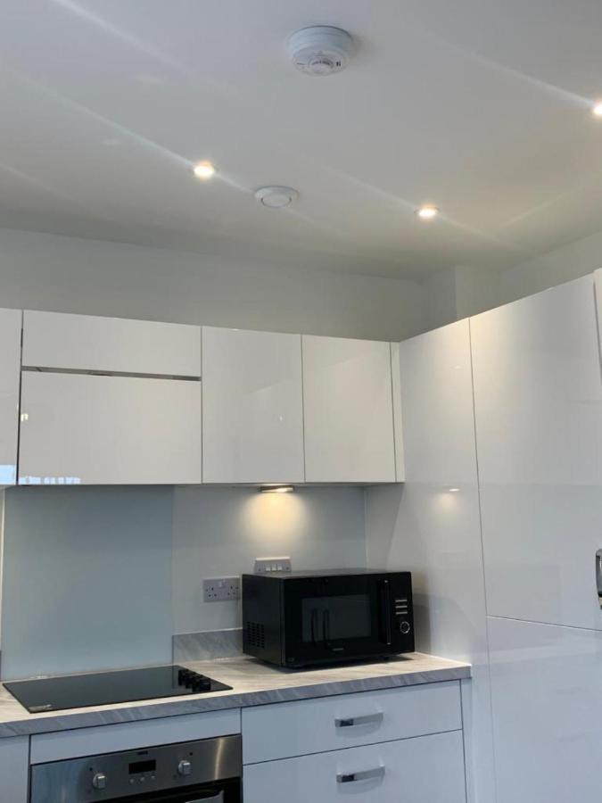 Lakeside 2 Bed Luxury Apartment No Parties No Events Early Check-In Late Check- Out Allowed West Thurrock Eksteriør bilde
