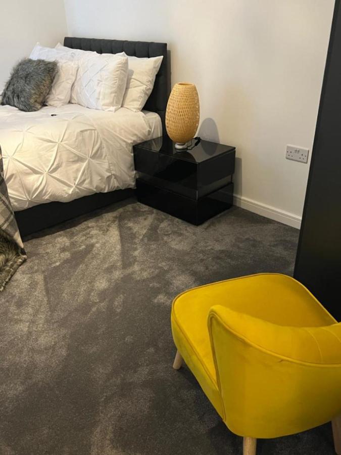 Lakeside 2 Bed Luxury Apartment No Parties No Events Early Check-In Late Check- Out Allowed West Thurrock Eksteriør bilde